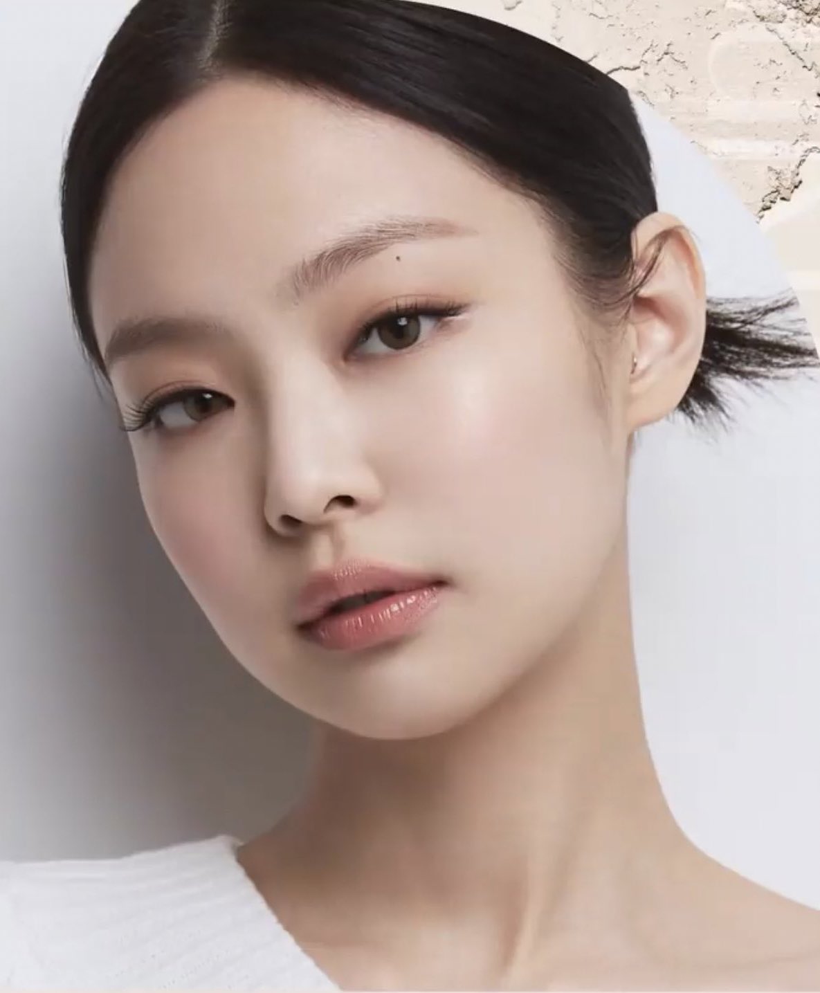 ِ on Twitter: "who has the prettiest eyes and face?It's jennie kim.  https://t.co/oZR5BlV7sq" / Twitter