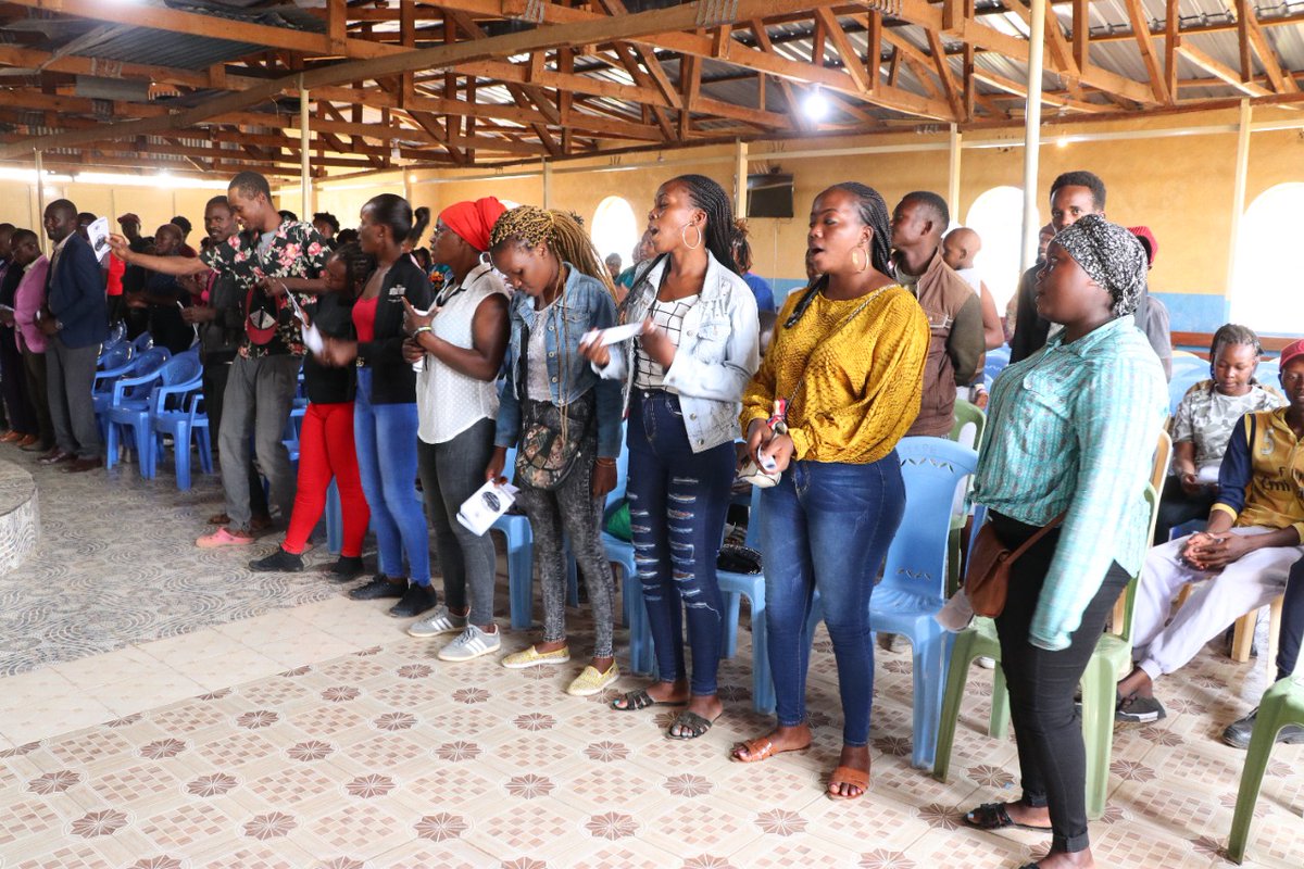 NYC_YouthVoice's tweet photo. #TukoRadaNairobi

Light moment at #YouthLeadershipDialogue Nairobi taking place at Ruaraka.

The ongoing Leadership &amp; Governance Dialogue is in line with @NYC_YouthVoice mandate to strengthen youth participation in leadership &amp; governance.
@RoySasaka
@deborahbubi 

#NYCInNairobi https://t.co/WX2HQQ6h0j
