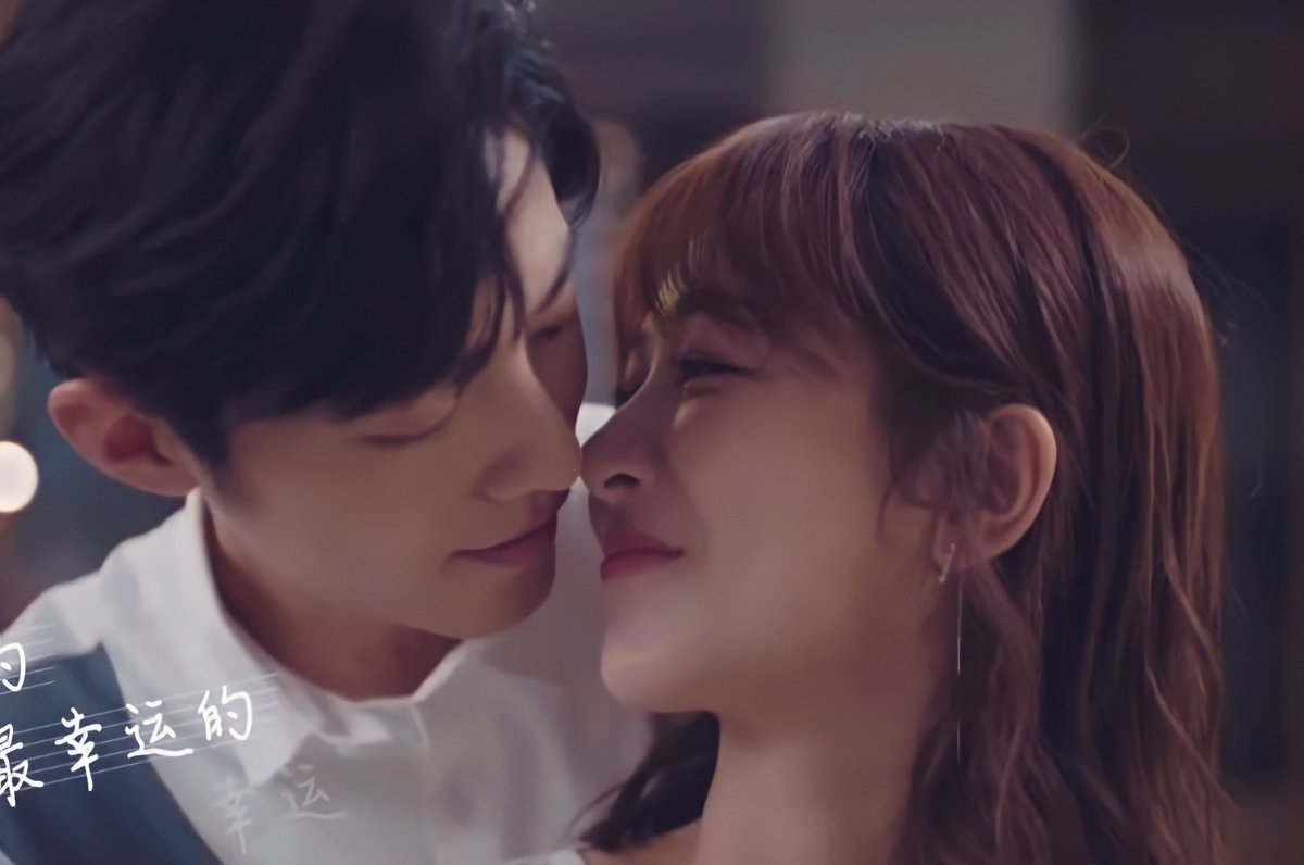 mymoonzhan's tweet photo. Can't stop thinking of The way Gu Wei &amp; Lin Zhixiao are superly-attracted and so in love with each other 😍❤️ 

#XiaoZhanxGuWei #TheOathOfLove
#XiaoZhan #Yangzi #GuLin https://t.co/sKa8CRtyTK