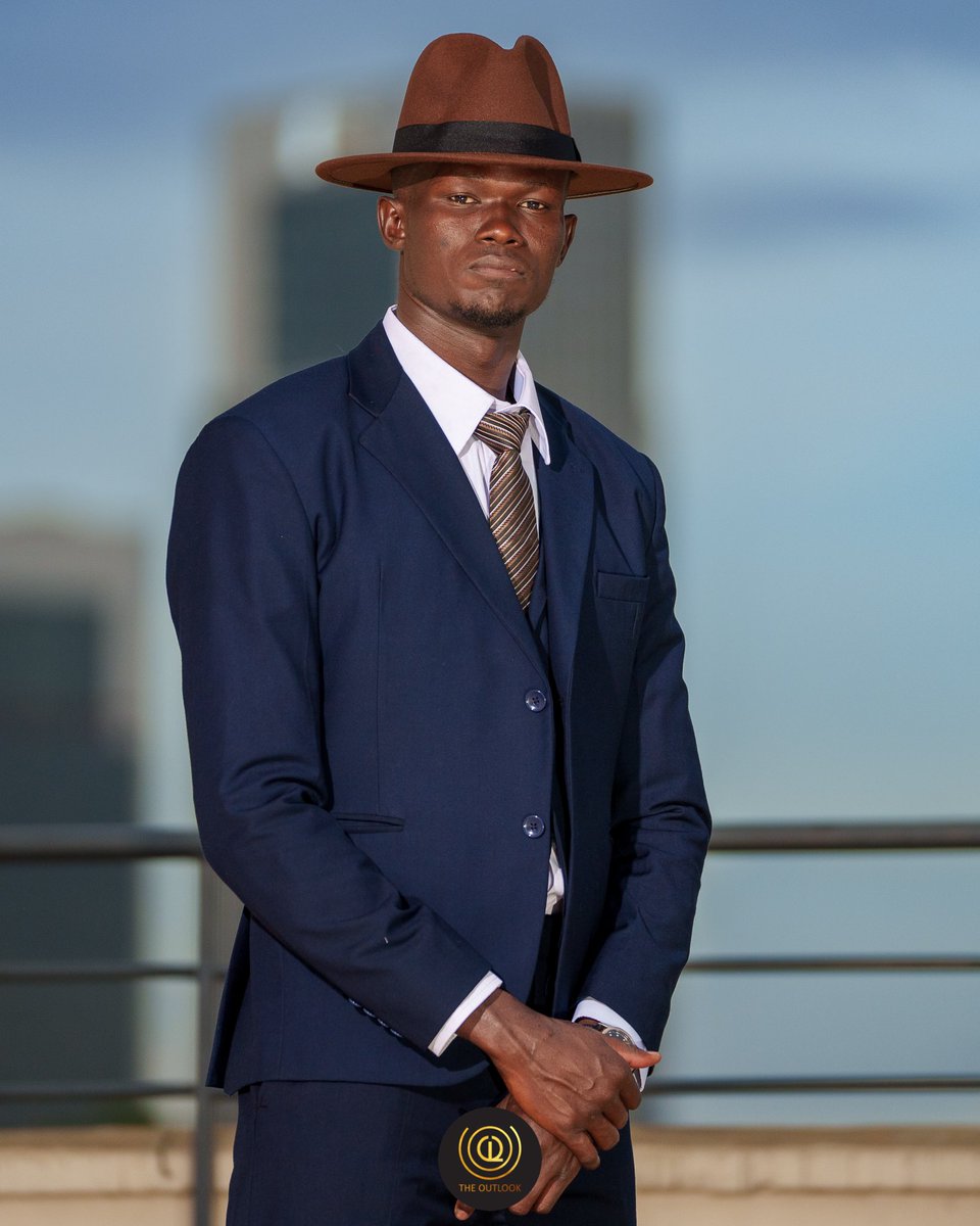 theOutLookbrand's tweet photo. Bespoke suits. Tailored to perfection.
Suit range from 7000/- for a 2 piece & 8500 for a 3 piece upwards depending on the design & fabric choice.
Model: @opany_tony
📸 @LensEyeImage
#OLsuits #theOutLookbrand™️ #RevibeOutLookbrand™️ https://t.co/X43ySLGp5h