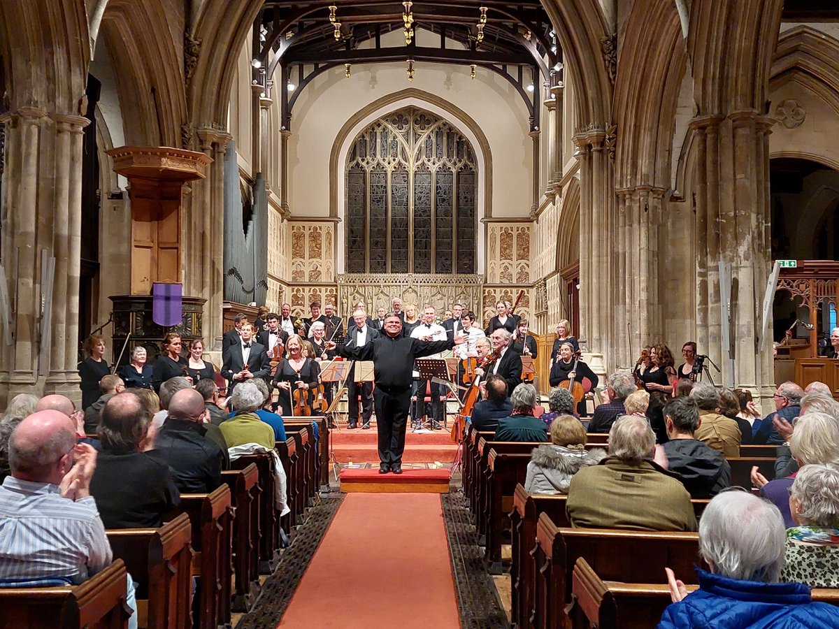 trishl_nwn's tweet photo. Take a bow #NewburySymphonyOrchestra and your supporters. Over £800 raised for #Ukraine ⁦@NewburyToday⁩ - read on ▶️ https://t.co/ouXq5vJUNk 🎼👏🏻👏🏻👏🏻👏🏻👏🏻👏🏻👏🏻👏🏻👏🏻👏🏻👏🏻👏🏻 https://t.co/C6SAEr9i1F