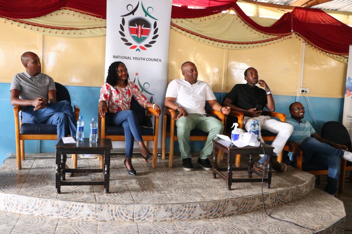 NYC_YouthVoice's tweet photo. Sauti ya Vijana
@NYC_YouthVoice We advocate for youth participation in political spaces.
@RoySasaka
@HamisiKirenga
@deborahbubi
@walter_buleti
@AngelMbuthia
#YouthLeadershipDialogue
#NairobiChapter
#TukoRadaNairobi https://t.co/LFHwQbIgJJ