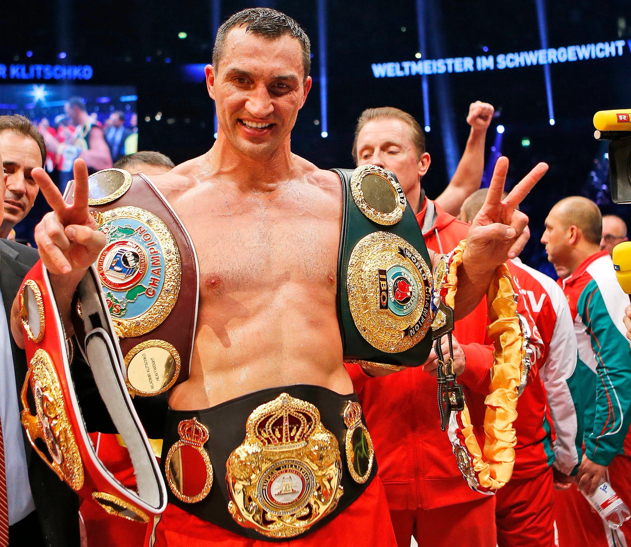 Happy 46th birthday for former long reigning HW champion Wladimir Klitschko   