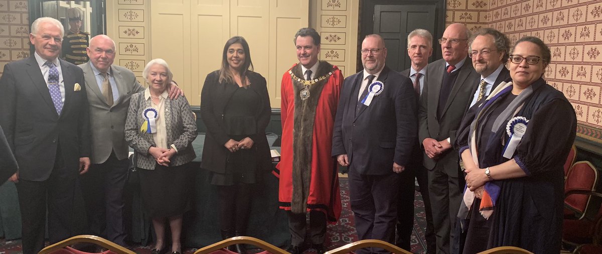 TempleFarringdn's tweet photo. The Temple and Farringdon Together team were returned with comfortable majorities over their Labour challenger in the @cityoflondon Ward of Farringdon Without yesterday. Our thanks to the 409 electors who voted, an 11% turnout. #Together https://t.co/xA2PshUYUL
