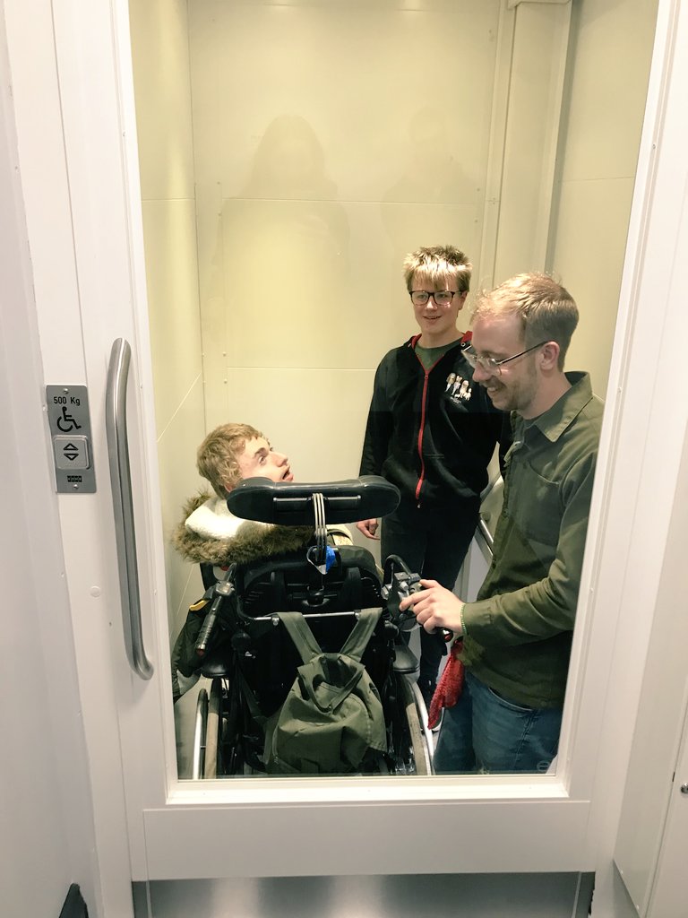castawaygoole's tweet photo. The Beverley Music Transitions group have been researching how they want their music video to look, looking for interesting settings in Beverley Linkage and Flemingate.

They also drew inspiration from their favourite music videos by Queen, Gorillaz and Pentatonix. 

@youthmusic https://t.co/hFbBOSA1Vi