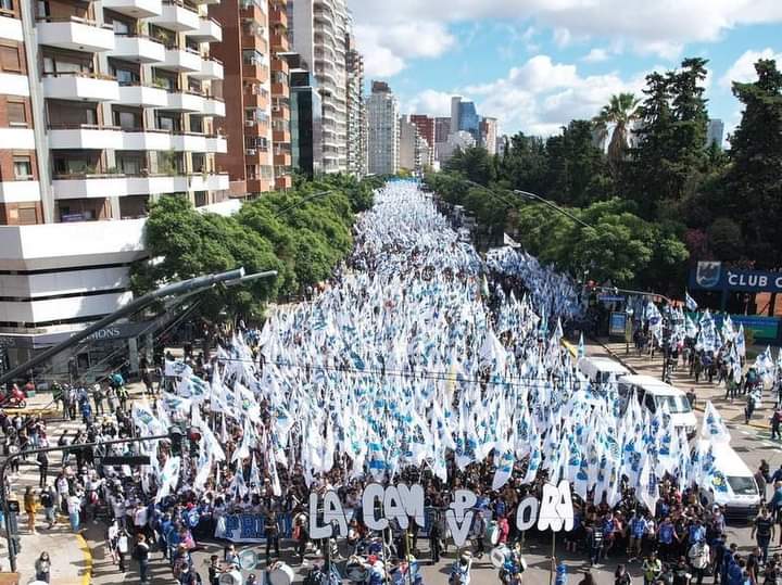 Walterk17583836's tweet photo. No hay dudas,es el fin del kirchnerismo..... https://t.co/T1KZskAZDp