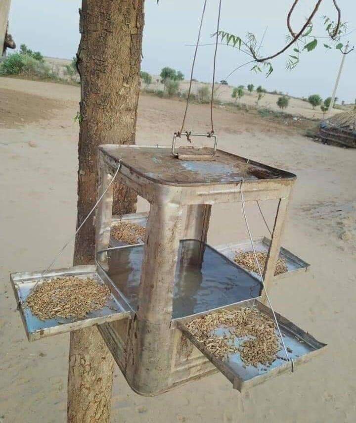 MuhammadMuben0's tweet photo. نیکی کرنے کےلئے آپ کا 
کروڑ پتی ہونا ضروری نہیں بسسسس دل میں نیکی کرنے کی آرزو ہونی 
چاہیے۔۔۔
#قومی_زبان https://t.co/7jdw3Uih4m