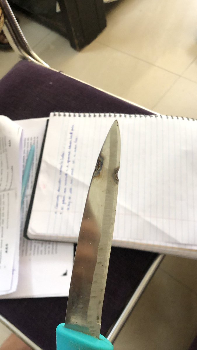 HarshAgg999's tweet photo. And this is what happened to the knife @Apple 
Now give me the reason not to shift to other brand. @SamsungIndia @OnePlus_IN @Google https://t.co/Fx2QAA1UYp