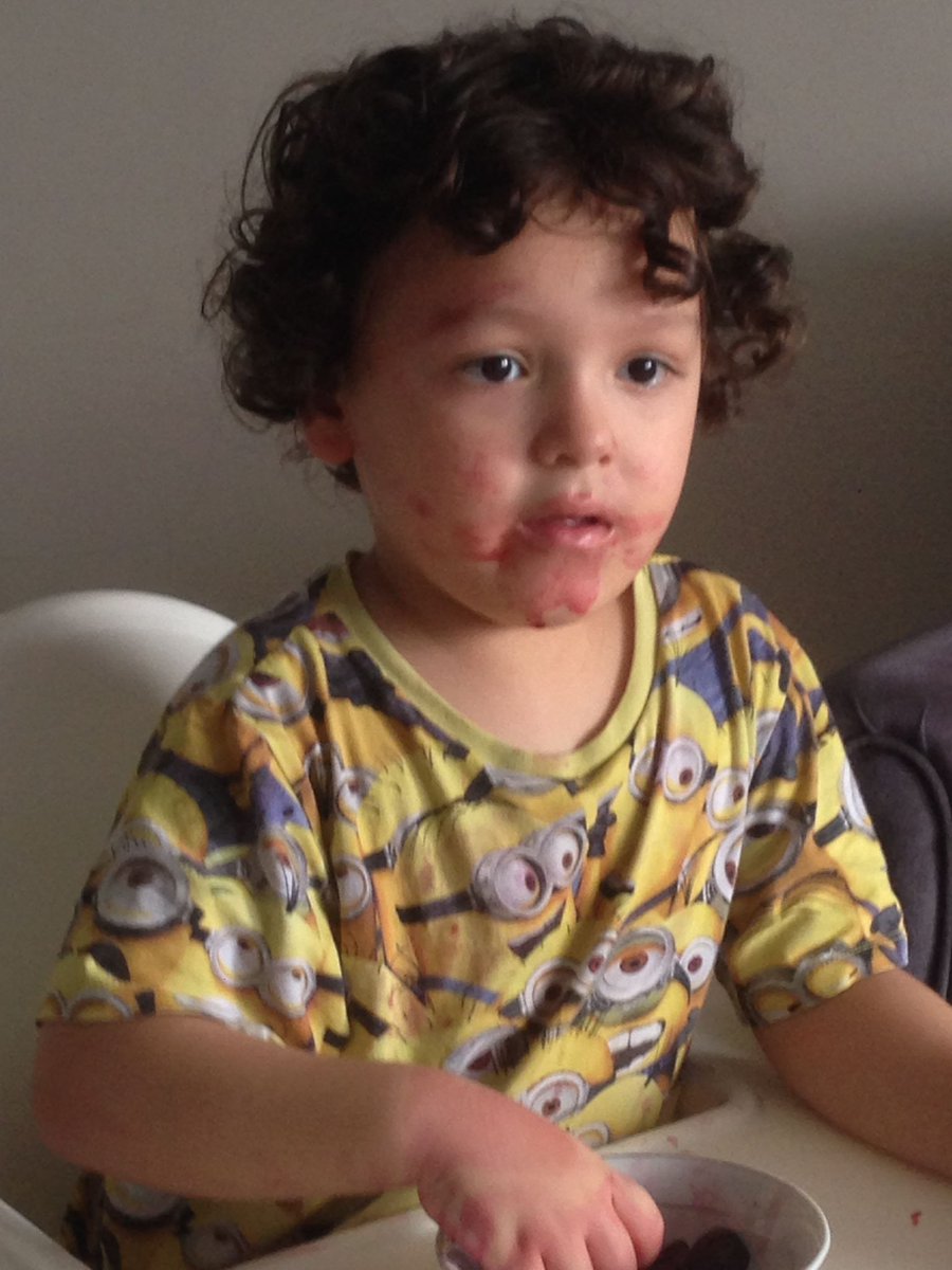 Günaydın Bedriye abla.. kapıcıyı doğradım da bizim.. fazla poşet var mı sende?