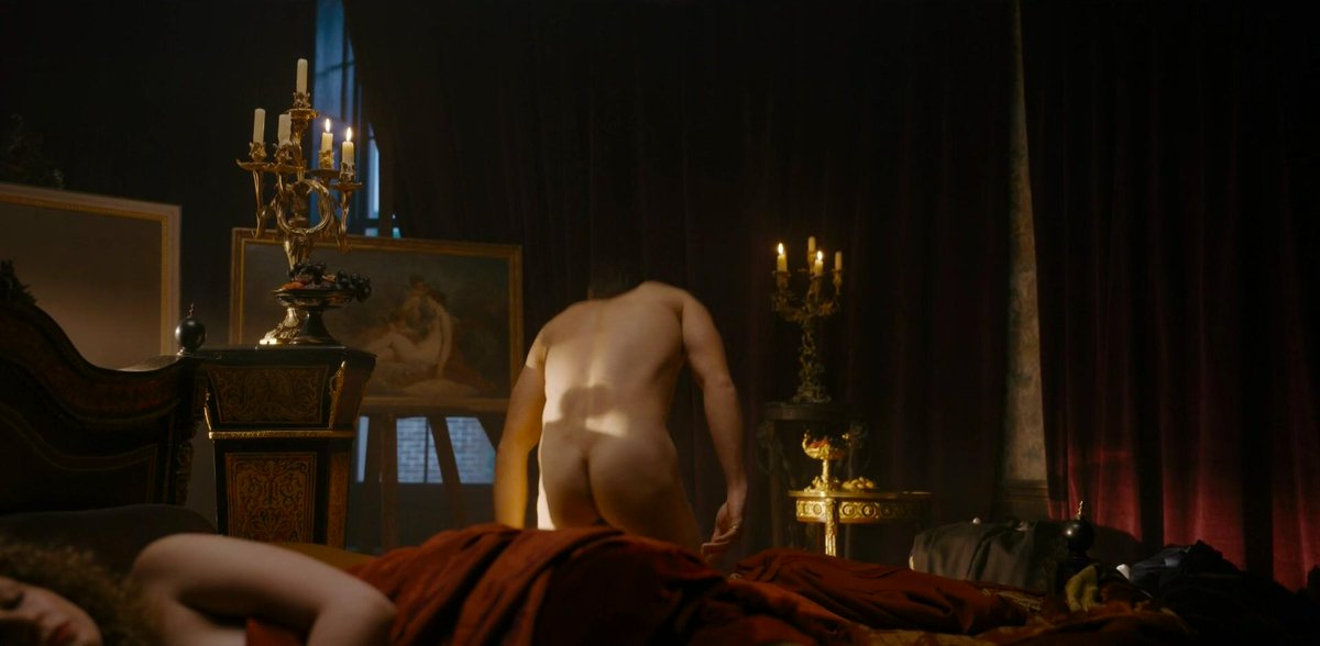 Jonathan Bailey naked bum in Bridgerton S02E01 https://t.co/Yb4Xe8DhmW.