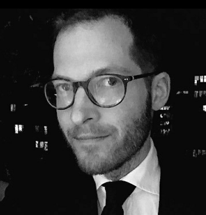 BITTE HELFEN!
Ich suche meinen Vater!
Er ist Montag nicht zu seinem Termin im Jobcenter erschienen und war nicht in seiner Wohnung. Wahrscheinlich ist er sehr verwirrt und brabbelt was rassistisches oder von Long Covid. Er braucht dringend sein Kokain! Bitte helfen! Bitte RT!