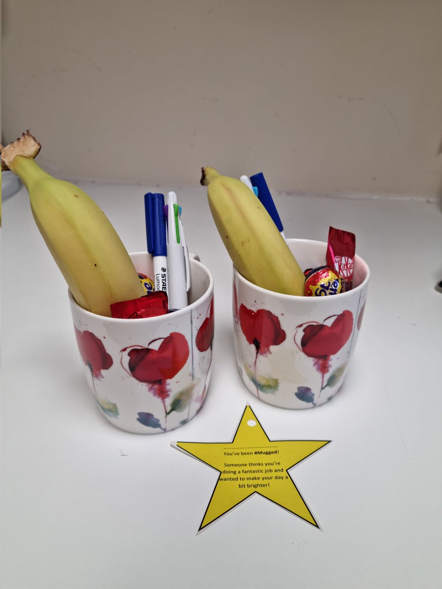Watch out 🕵‍♂️someone is about to get #mugged in the Whipps Cross Integrated Stroke Team @alicia41068767 @Viv_WXTherapies @PhysioRoman @bajadera2012 @vanessa