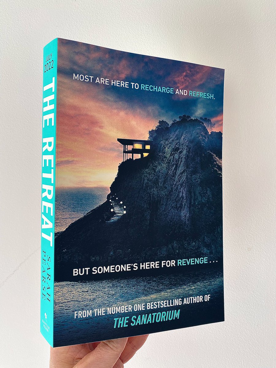 ✨ G I V E A W A Y ✨ 

If you fancy being one of the first readers of my new thriller - #TheRetreat …I’m giving away a 
✨ sighed proof copy!! ✨ 

TO WIN: Like, RT &amp; tag a bookish friend!

U.K only. Closes 02/04/22