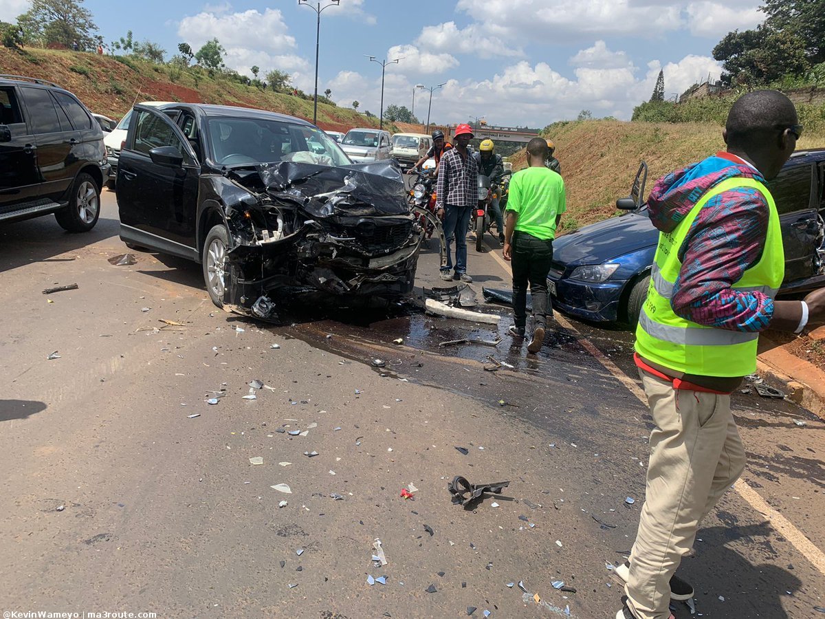 a3Route's tweet photo. 11:23 Grisly accident along Waiyaki Link Road  https://t.co/ioXvjyx63w via @KevinWameyo
