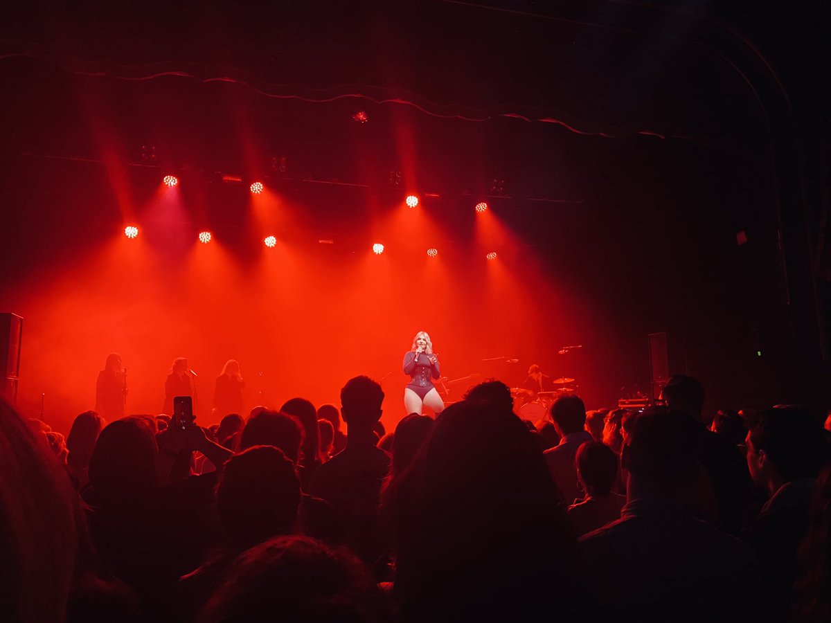helloiamkit's tweet photo. Omeara 2018 to Kentish Town Forum 2022. Felt like a proud parent last night @SELFESTEEM___ https://t.co/mNL13Don7Y