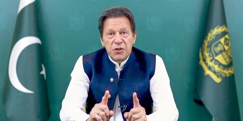 Please Khan Sahab ky liye MuJHe Follow Me 💯Follow Back #یہ_بازی_خان_ہی_جیتےگا