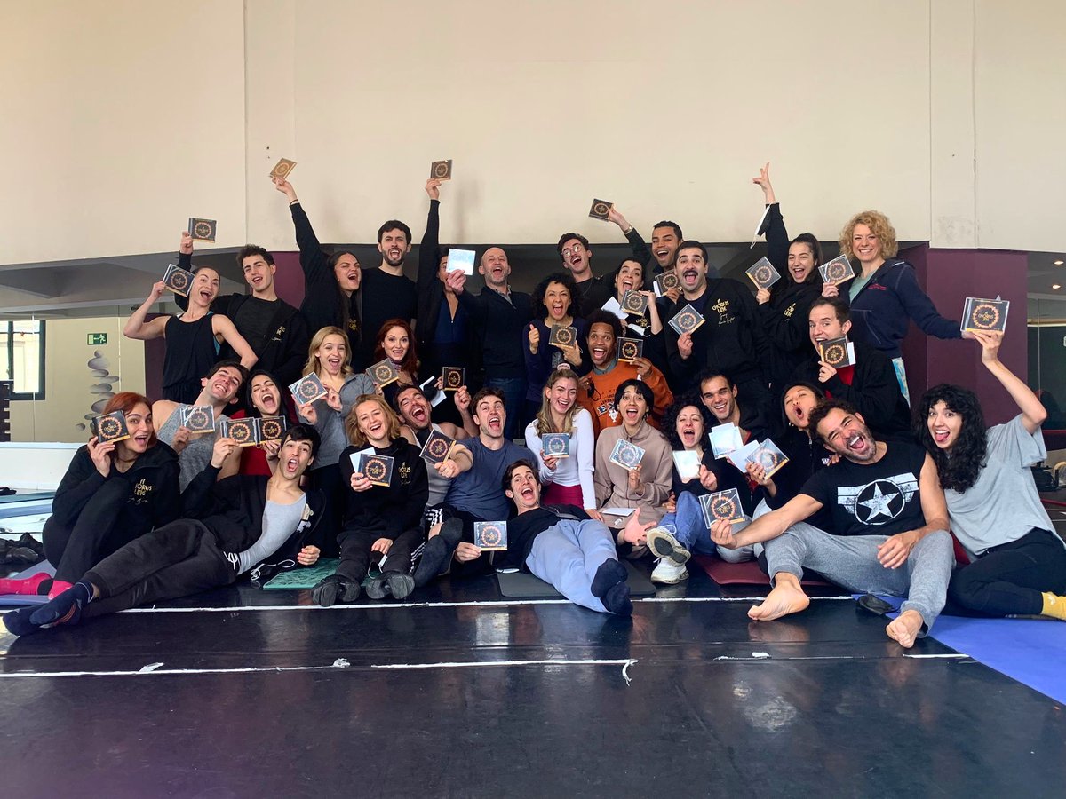 A Chorus Line tweet media