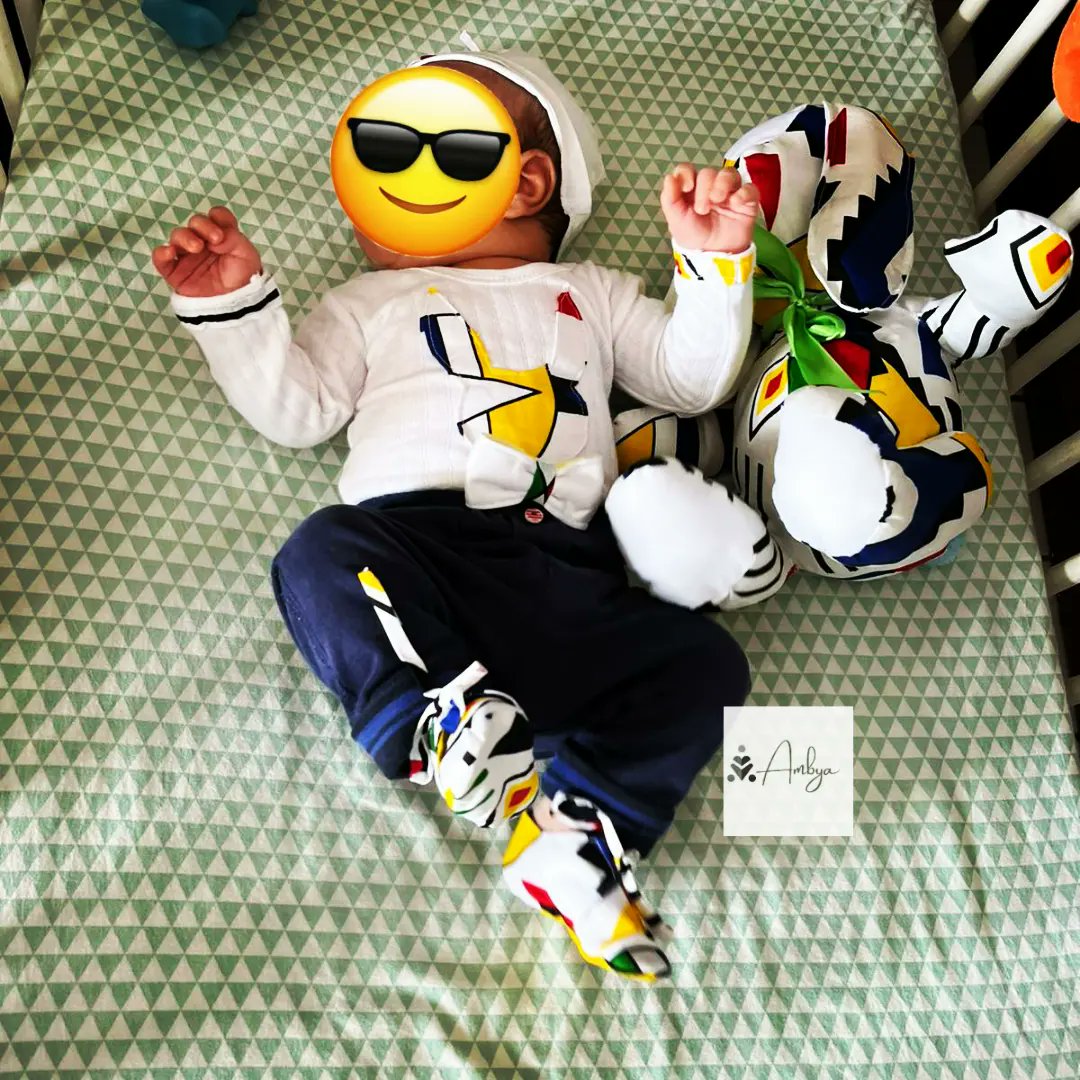 DesignAmbya's tweet photo. Can we start the week-end ?
🤍💛💙💚❤
#retourclient #retourclientesatisfaite💕🙏 #ambyadesign #ambyakids #babyclothes #handmade #waxprints  #setforboy #coutureaddict #couturebebe #passioncouture #couture  #madeinafricawithlove #madeingabon #africanwomanbusiness #africanbrand https://t.co/IwL6VtfuUT