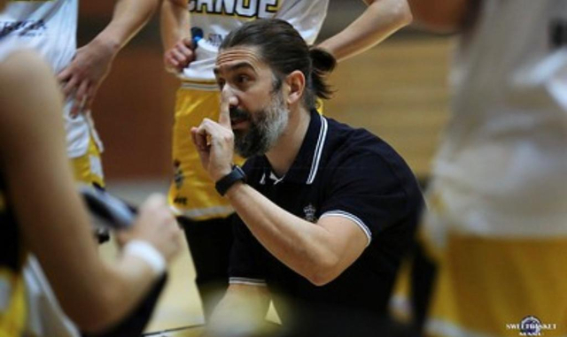 "Funcionamos mejor con el viento en contra..." .<a href="/jl_vicente/">Jose Luis Vicente</a> .<a href="/Sinergia_SL/">Sinergia Soluciones</a> .<a href="/realcanoe/">Real Canoe NC</a> #baloncesto #ligachallenge...  bit.ly/3iAtaVd #vamoscanoe.