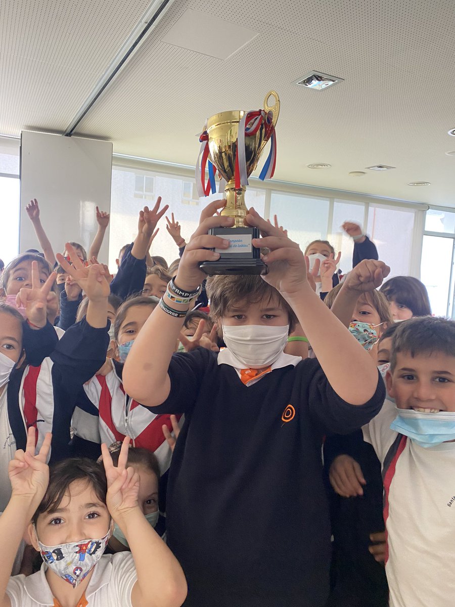 DavidMUmp's tweet photo. @NazaretArrecife Muchas felicidades a l@s participantes y ganadores del mundial de tablas “Math Fight” https://t.co/rXyckF7V2L