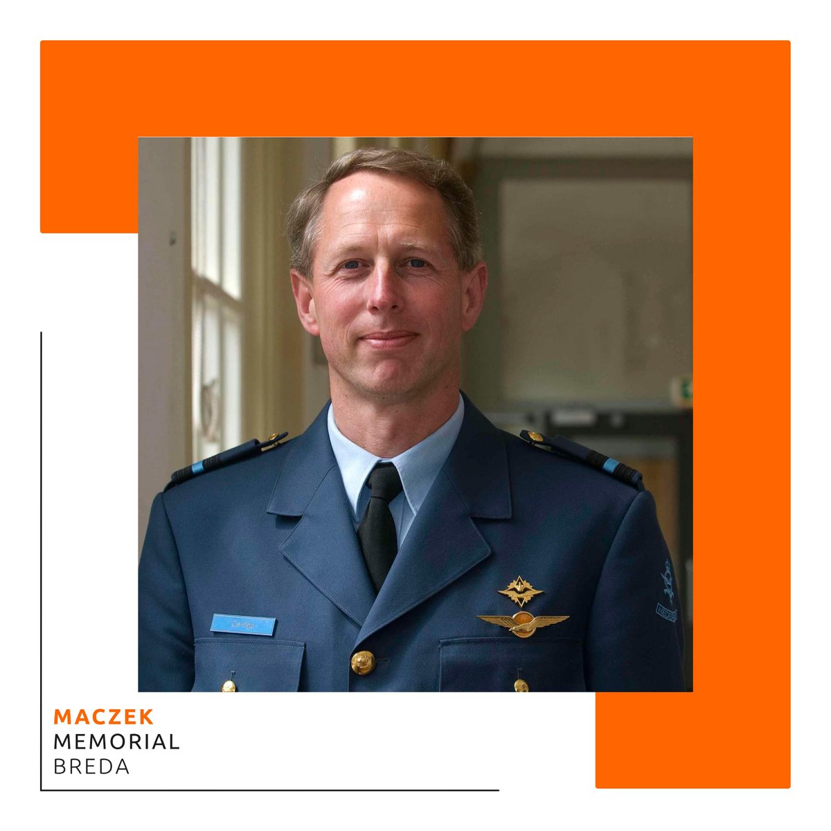 Professor Frans Osinga geeft op vrijdag 1 april om 15.30 in het Maczek Memorial Breda een toelichting over de achtergronden van het conflict in Oekraïne en gaat in op de actuele situatie.

Kijk voor meer info en kaartverkoop op:
maczekmemorialbreda.nl/nl/berichten/p…

#brabantremembers