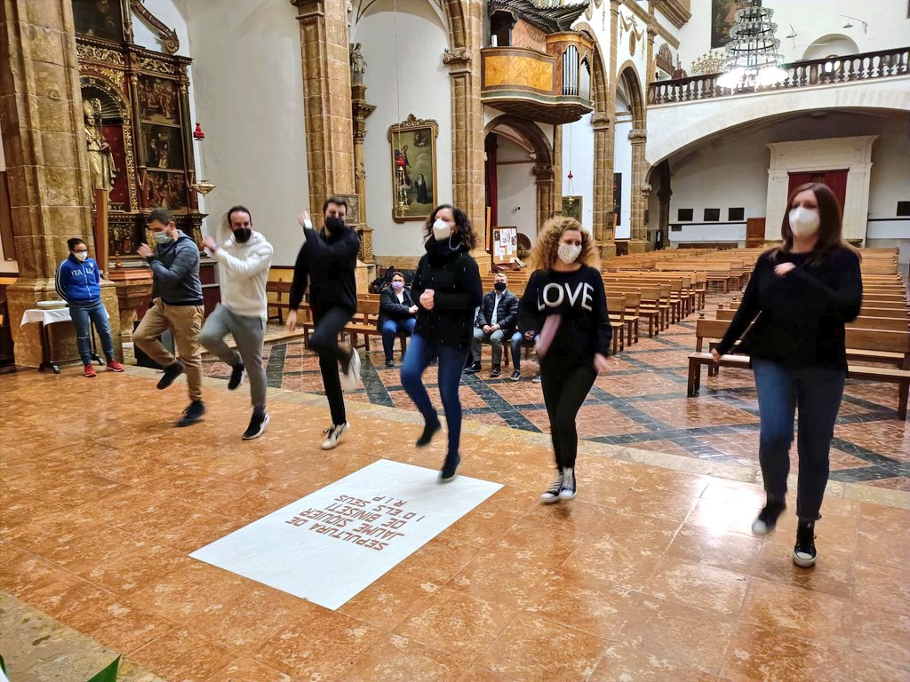 andreucaballero's tweet photo. Inca tendrà dones cossieres. Enhorabona, Revetla d'Inca, per haver fet aquesta passa i moltes gràcies per haver-nos convidat a l'assaig. Endavant, cossieres! #EntitatsInca #IncaEnXarxa #IncaAmbVeuDeDona https://t.co/H7mxwYxsI4