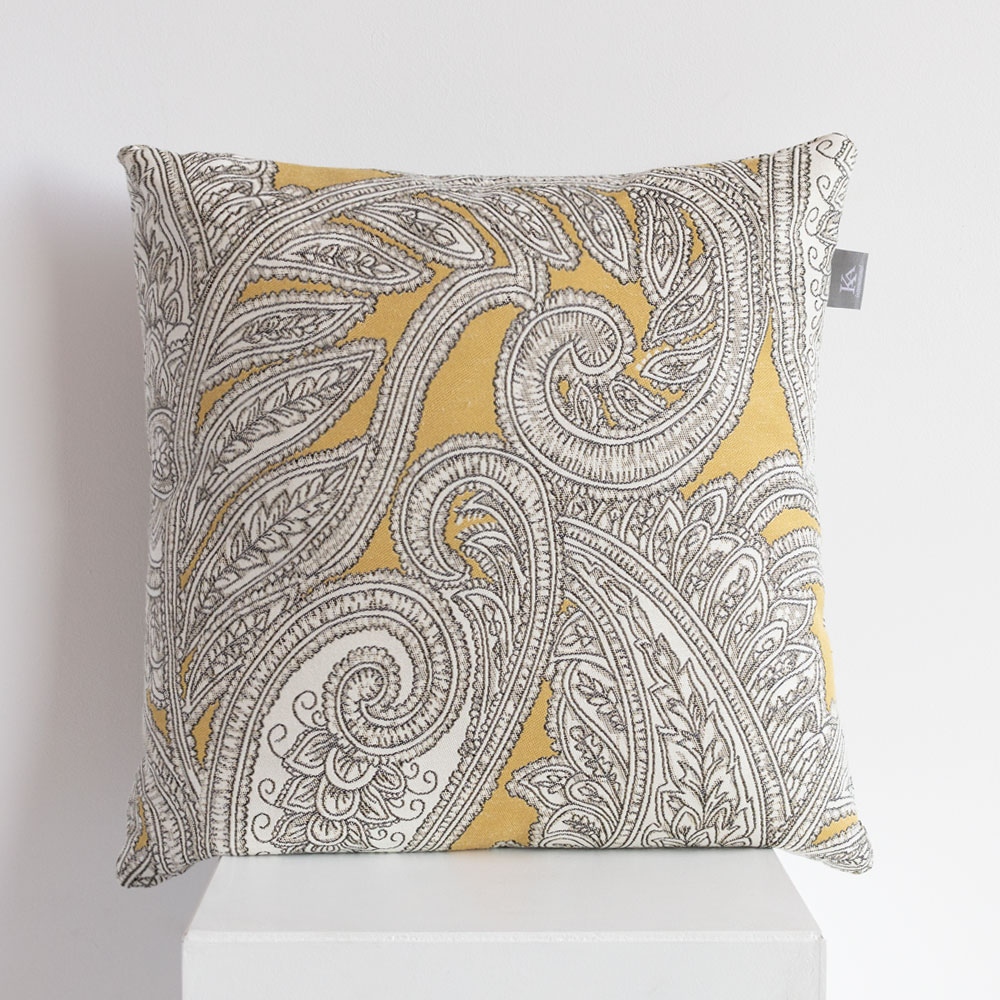 KA_Int's tweet image. Cojines decorativos en tonos mostaza de
la nueva colección Raíces. Ya disponibles en tiendas y
online.. Más modelos y colores disponibles en
ka-international.com

#KAInternational #Homedecor #Decoración
#Diseñodeinteriores #textiles #NewIn