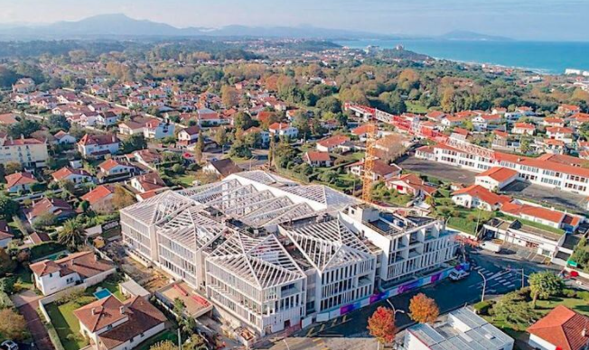 PresseLib's tweet image. Faire naître des nouvelles idées, telle est la démarche de "Communauté sport et avenir des territoires ." @lefondsindarra invite à la réflexion sur la place du #sport dans les dynamiques des #territoires. 

-&amp;gt; bit.ly/3IDwARy

@LeconnecteurBTZ @Ville2Biarritz

#PayBasque