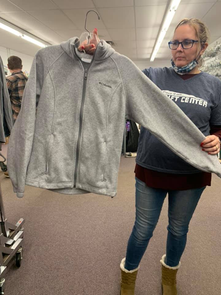 McNabola Law Group would like to feature Tracey Battistoni who has committed numerous hours of effort and creativity at Pass it on Thrift in Crestwood, Illinois.  Tracey’s hard work and generosity are inspiring to all of us.