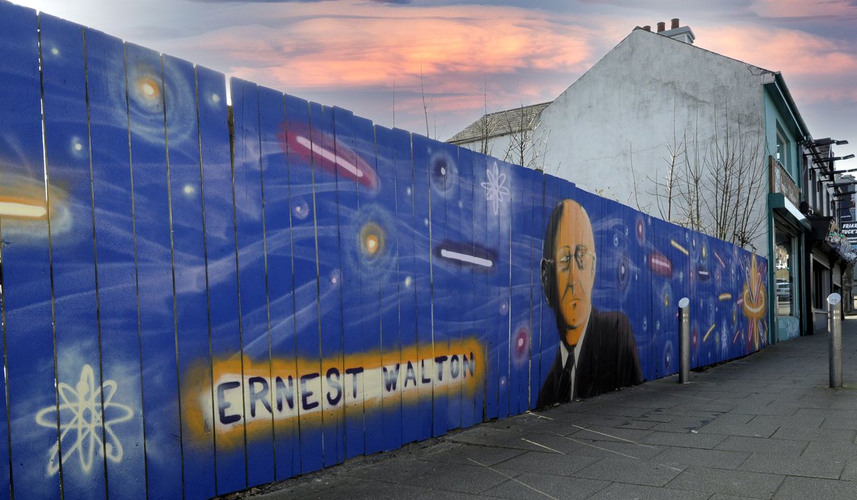 ABCCultureNI's tweet photo. Our striking new street art in #Banbridge has achieved the perfect finish! A vibrant town centre &amp; much enhanced, revitalised &amp; welcoming urban space. Thanks to our artists for bringing bygone Banbridge to life. Check out their designs. Discover more: https://t.co/yQJk9uh861 https://t.co/NPx17VDMdn