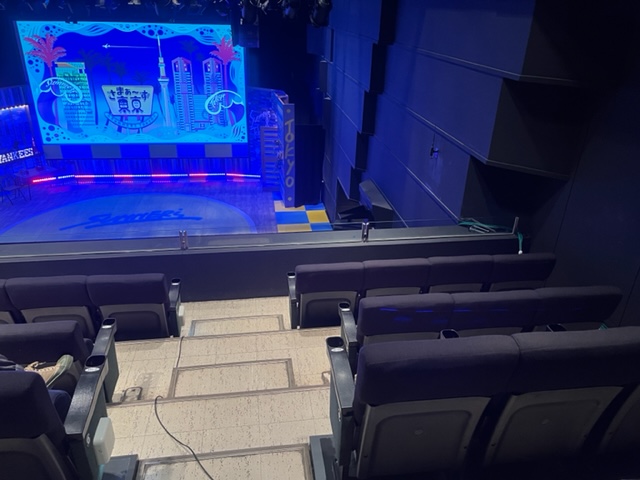 summerstokyo's tweet photo. 【購入締め切りまで１時間!】
伝説の最終回「さまぁ～ず東京」３月公演は、
まだ日曜日まで視聴可能なんです!
そのためにはアーカイブチケットをこちらで手に入れてください!
https://t.co/ZeqsVECYu5
あのシーンやトーク、驚きの〇〇はここだけでしか見られません!
足を攣った大竹さんを救いましょう! https://t.co/Z3jyQkMkHp