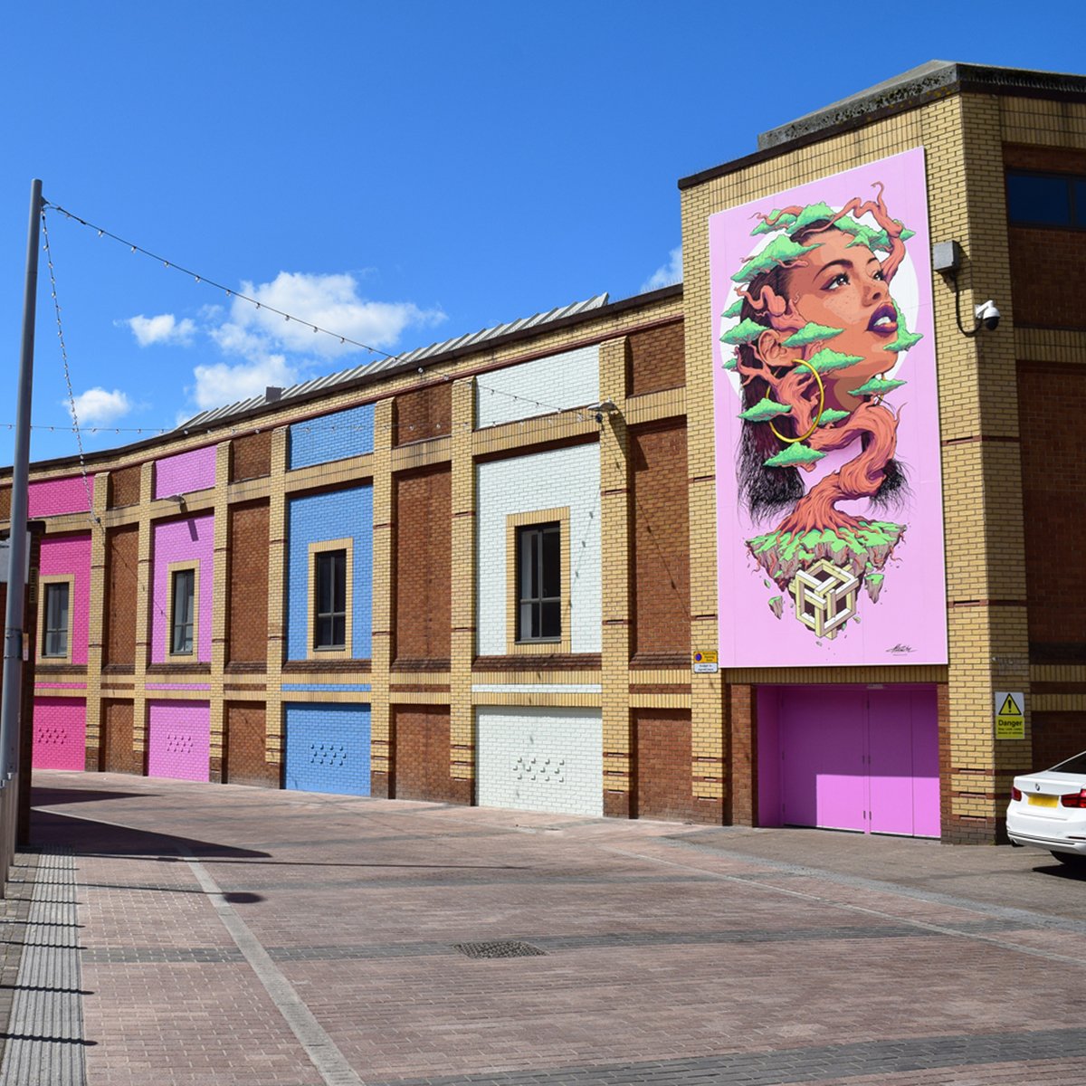 I’ve teamed up with the folks at Creative Giants to release a limited edition print of my <a href="/Coventry2021/">Coventry UK City of Culture 2021</a> mural “At One with Coffer’s Tree” on Pepper Lane, Coventry.

- Available to buy from 01/04/2022
- Online creativegiants.art/product/matt-c… 
- Instore at <a href="/commongrndcov/">commonground.cov</a> at <a href="/FargoVillage/">FarGo Village</a>