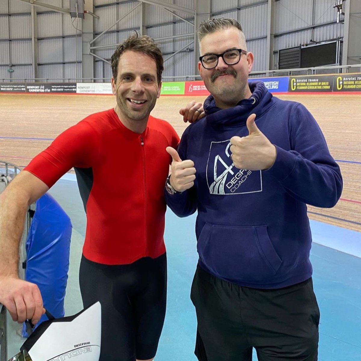 MrMarkBeaumont's tweet photo. Testing, tweaking, time-trial…

Some content from Newport velodrome aero testing and Loughborough physiological testing in recent weeks. 

The new bike is the @Argon18bike E-119 Tri, with @ShimanoROAD Dura Ace Di2 12 speed and C60 wheels.  

This is an absolute rocket https://t.co/jA6WICQ1SA