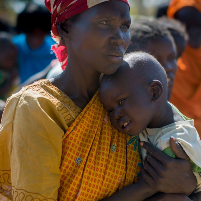 caritas_milano's tweet photo. 28milioni di persone nell'Africa Orientale a rischio denutrizione a causa dell'aumento dei prezzi del grano dovuti alla #guerra in #Ucraina e ai cambiamenti climatici.
Le ripercussioni della guerra sul sistema alimentare globale sta travolgendo i più vulnerabili.
#StopWar https://t.co/21laaG6TST