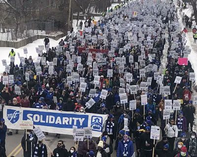 MNAFLCIO's tweet photo. Striking Minneapolis educators reach tentative agreements with school district https://t.co/8wkpVilrru Congratulations @MFT59 @MFT59ESP! When we fight, we all win! #1u https://t.co/9m49fSzJ6C