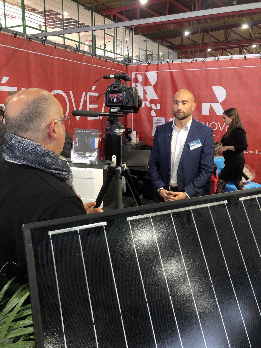 Ozil_Conseil's tweet photo. Aux côtés de nos clients pour mettre en lumière leur participation au Salon #Alespo ! 🎥��� https://t.co/mk3TfZSmbT