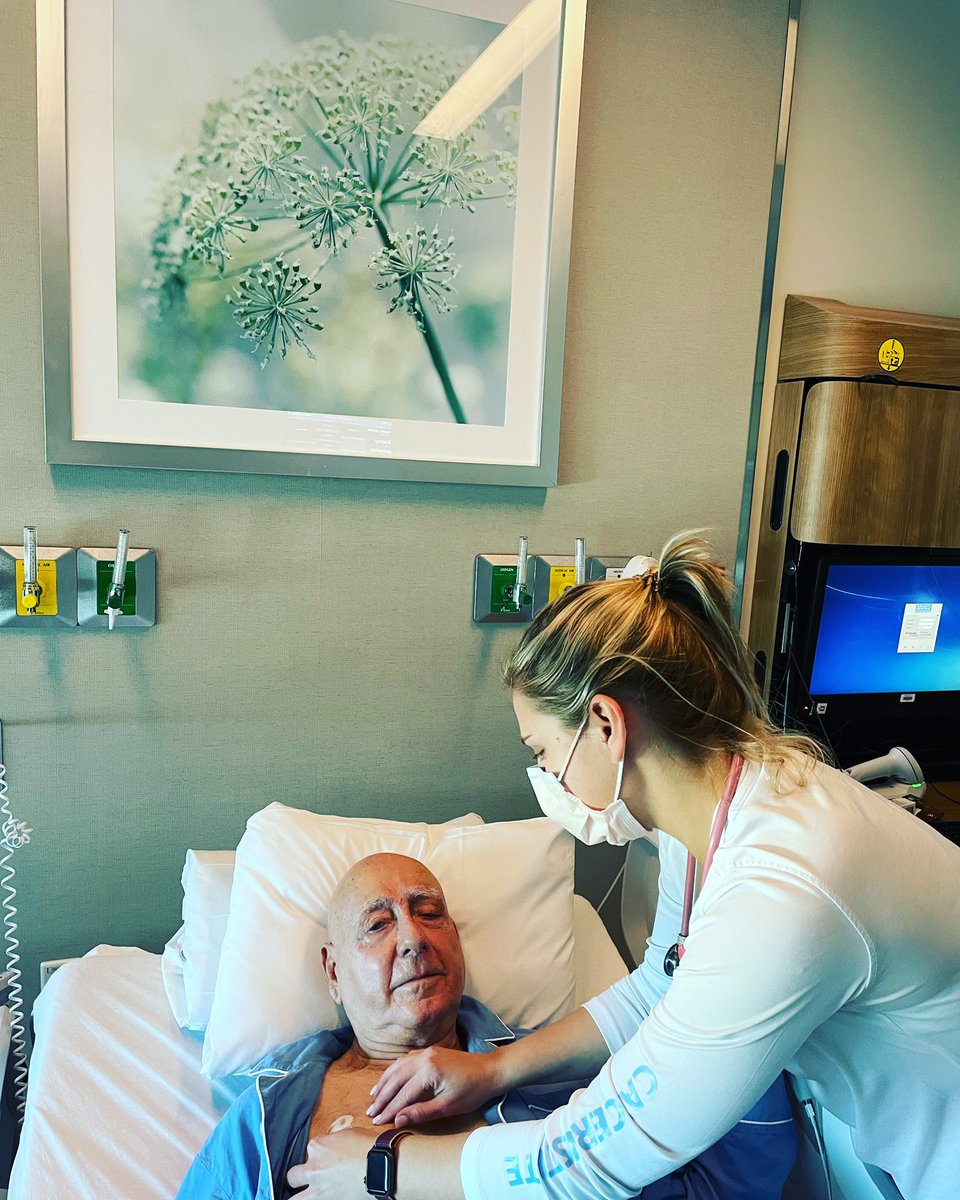 DickieV's tweet image. This is for those that are in my club of CANCER PATIENTS fighting the journey to beat this disease.Yes the scans, bloodwork,blood counts .chemo treatments, NEUPOGEN shots that cause intense pain wear on us but Remember as my buddy Jimmy V said “Don’t Give Up - DON’T EVER GIVE UP”