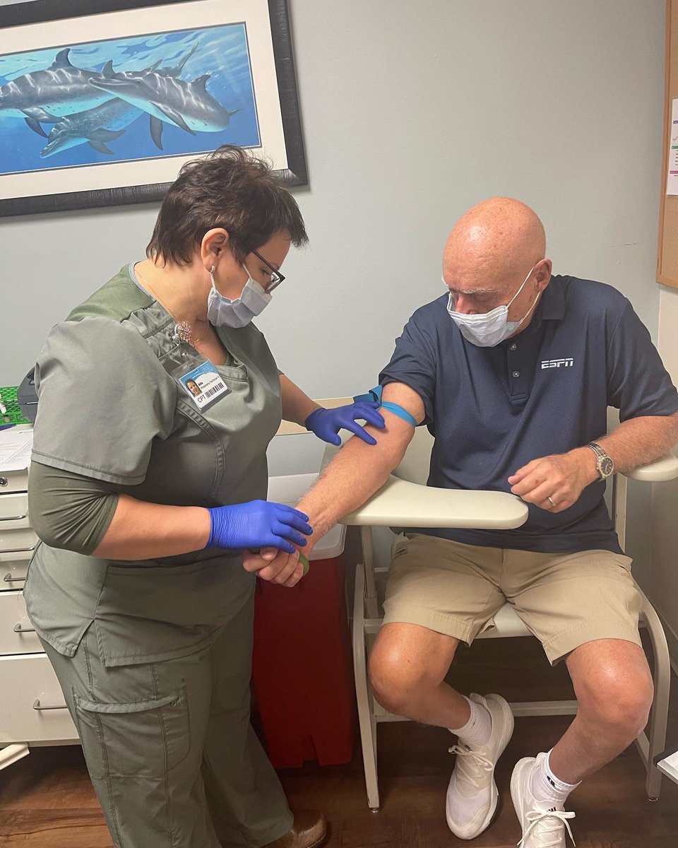 DickieV's tweet image. This is for those that are in my club of CANCER PATIENTS fighting the journey to beat this disease.Yes the scans, bloodwork,blood counts .chemo treatments, NEUPOGEN shots that cause intense pain wear on us but Remember as my buddy Jimmy V said “Don’t Give Up - DON’T EVER GIVE UP”