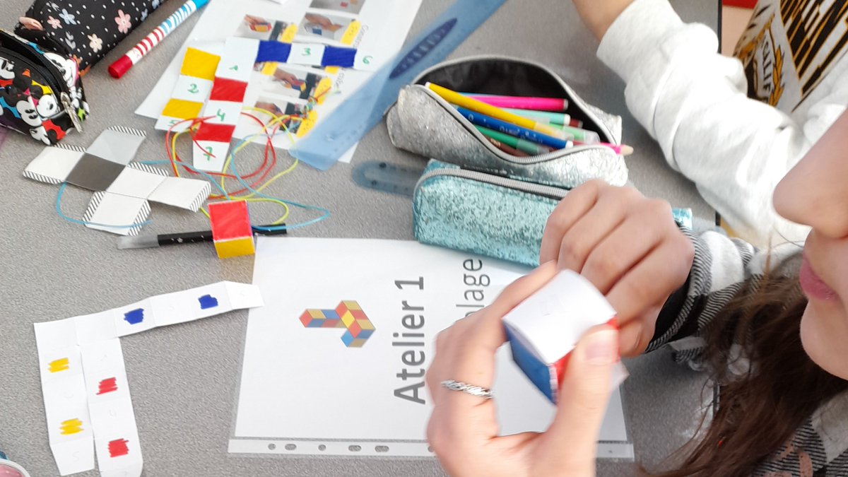 Canope_DTNorm's tweet photo. [#MediateurEtGlobetrotter] Toujours avec nous ? 🚗Direction #Fervaques @Dsden14 où les ateliers du Printemps des #Mathématiques🎲ont rencontré un franc succès📸Accueil et investissement de l'équipe et des élèves #cycle3 au 👍 https://t.co/zEedRndJ8P