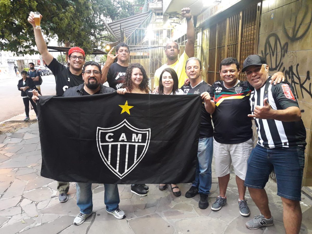 ConsuladosGalo's tweet photo. Hoje o dia também é especial para o @TrileGALO o @ConsuladosGalo do @Atletico
Vida longa e grandes realizações
#Galo114Anos #TrileGalo https://t.co/NBwAqQKdVw