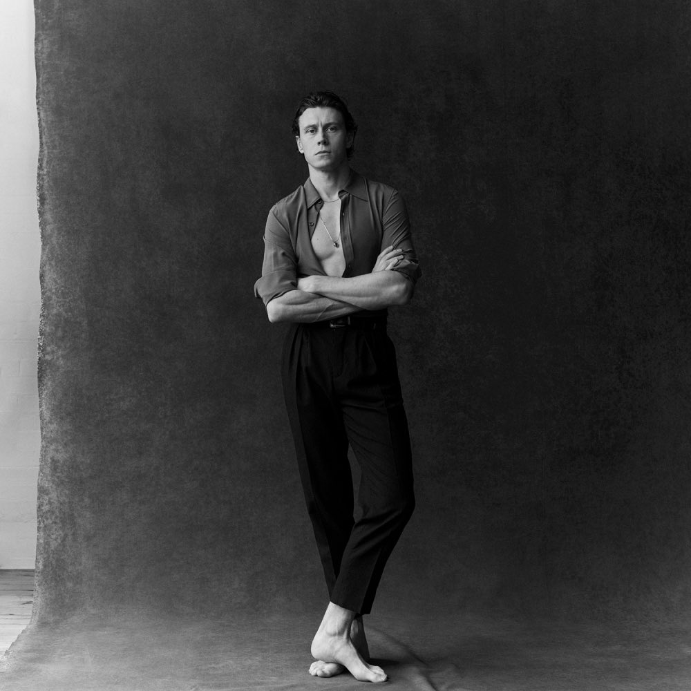 George MacKay Thailand tweet media