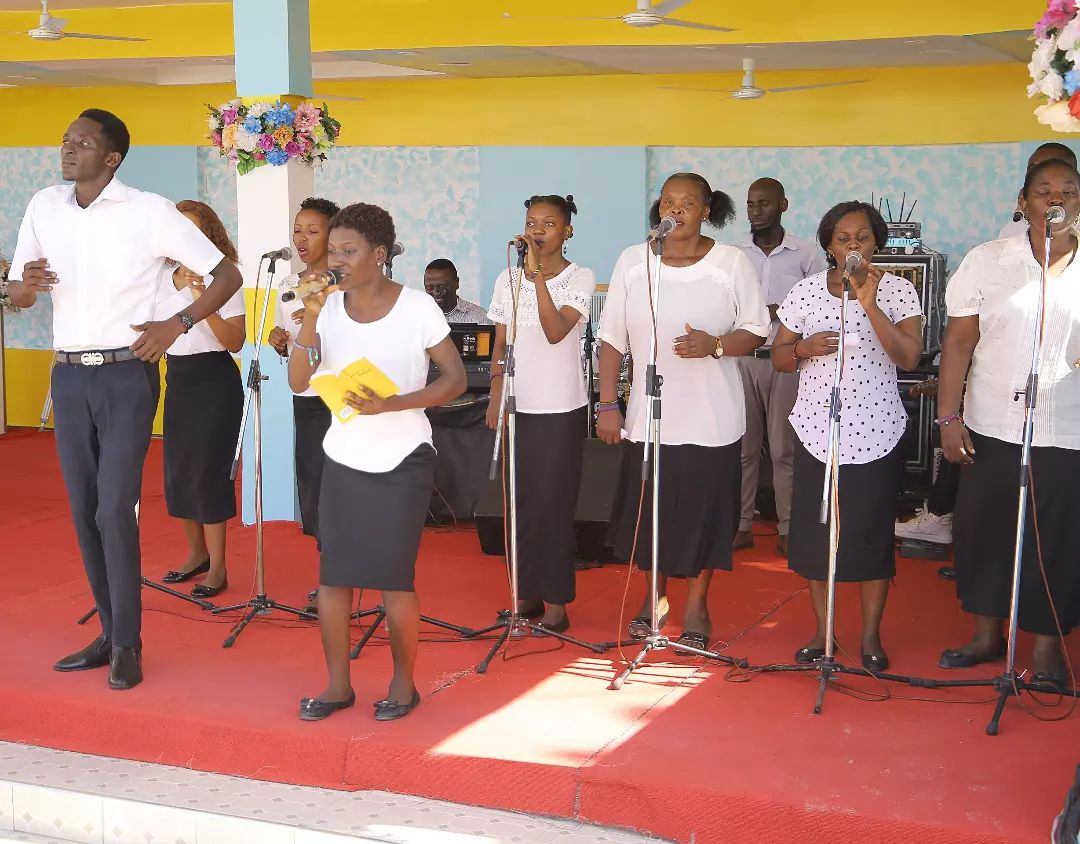 wrmtanzania's tweet photo. IBADA IMEANZA MAHALI HAPA UBUNGO EXTERNAL BONDE LA CHUMVI.
Ni wakati wako wakuja kupokea Ukombozi halisi wa Nyumba yako, Popote ulipo Dar es Saalam karibu mahali hapa malaika wa Bwana wapo Kushughulika na Nyumba yako. https://t.co/ns6cA3dxSn