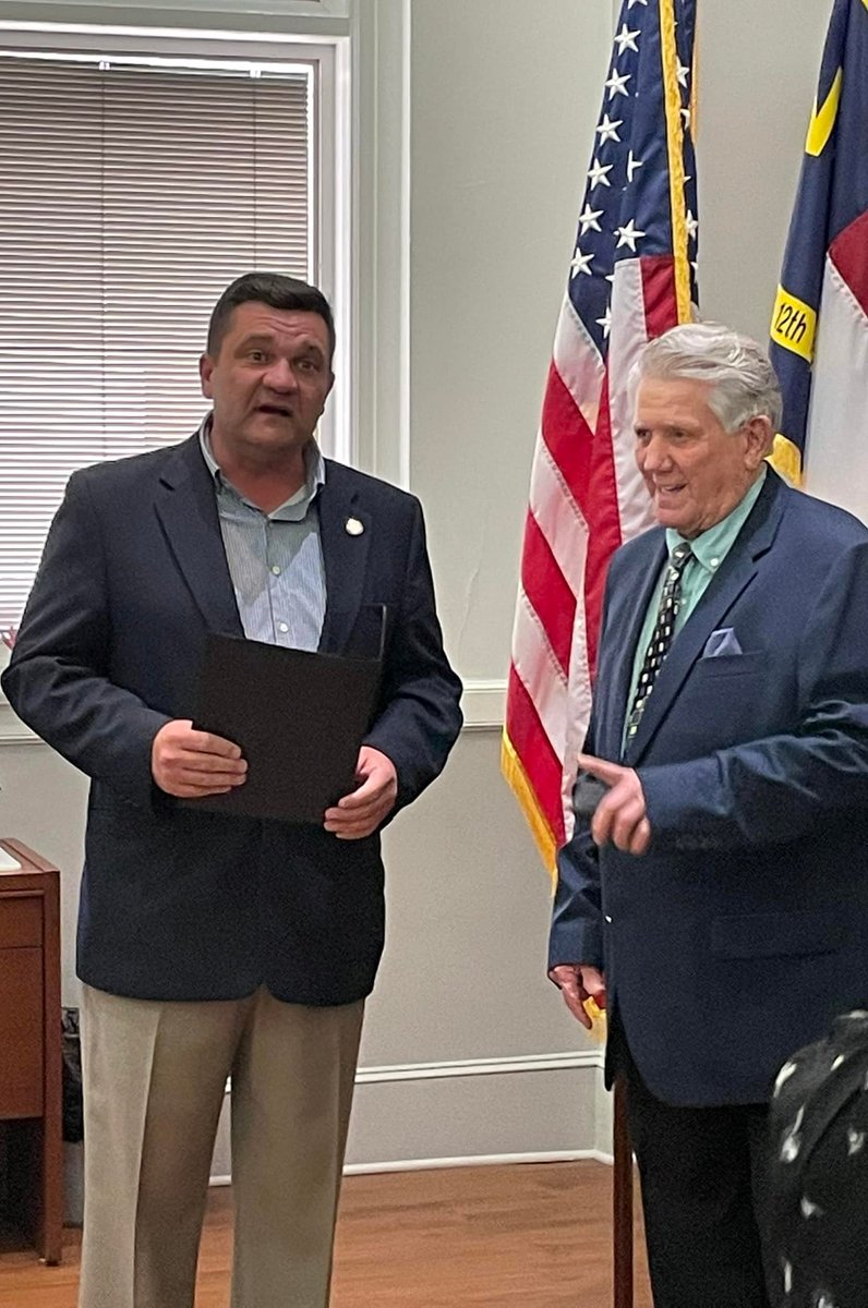 thrlNWilkesboro's tweet photo. Yesterday, Former Mayor Robert Johnson received the governor’s highest honor, The Order of the Long Leaf Pine award. It was presented to him by State Rep. Jeffrey Elmore during a special event at town hall. https://t.co/5JtRv32RJm