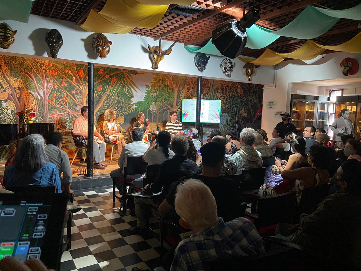 ¡ACOMPÁÑANOS! 

Conéctate a 'Maracas en La Cueva: Recordando a Ramón', un encuentro en el que homenajeamos a Ramón Illán Bacca y además hacemos la presentación de su Monográfico, nuevo número de la revista Huellas 

Sigue la conversación aquí
🔗youtube.com/watch?v=u2QpUj…