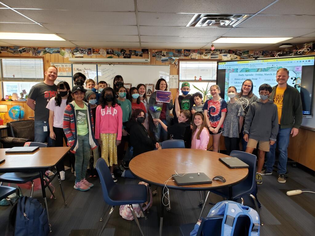 b_pearson18's tweet photo. Congratulations to our @cevmsjags F.I.E.R.C.E Faculty award winner Mrs. Jennifer Treyger and our Heart at Work award winner Mrs. Ginger Caldwell! Thank you for all your hard work and dedication. Special shout out to @Tori_A_Sanders for your help! https://t.co/nnZkxKASQi