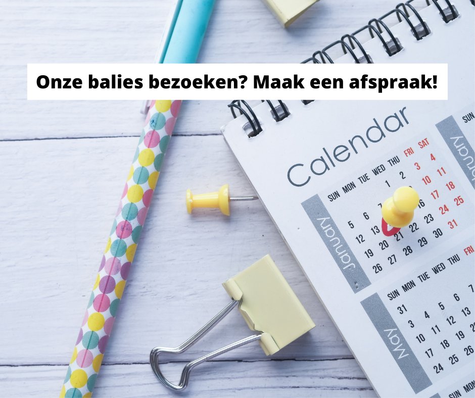 Wilt u naar een van onze balies? Maak dan vooraf een afspraak. Tijdelijk is er wegens drukte geen vrije inloop. Zodra dat weer mogelijk is, leest u dat op onze website en in de krant. U kunt eenvoudig een afspraak maken via onze website: bit.ly/3IG1CIo