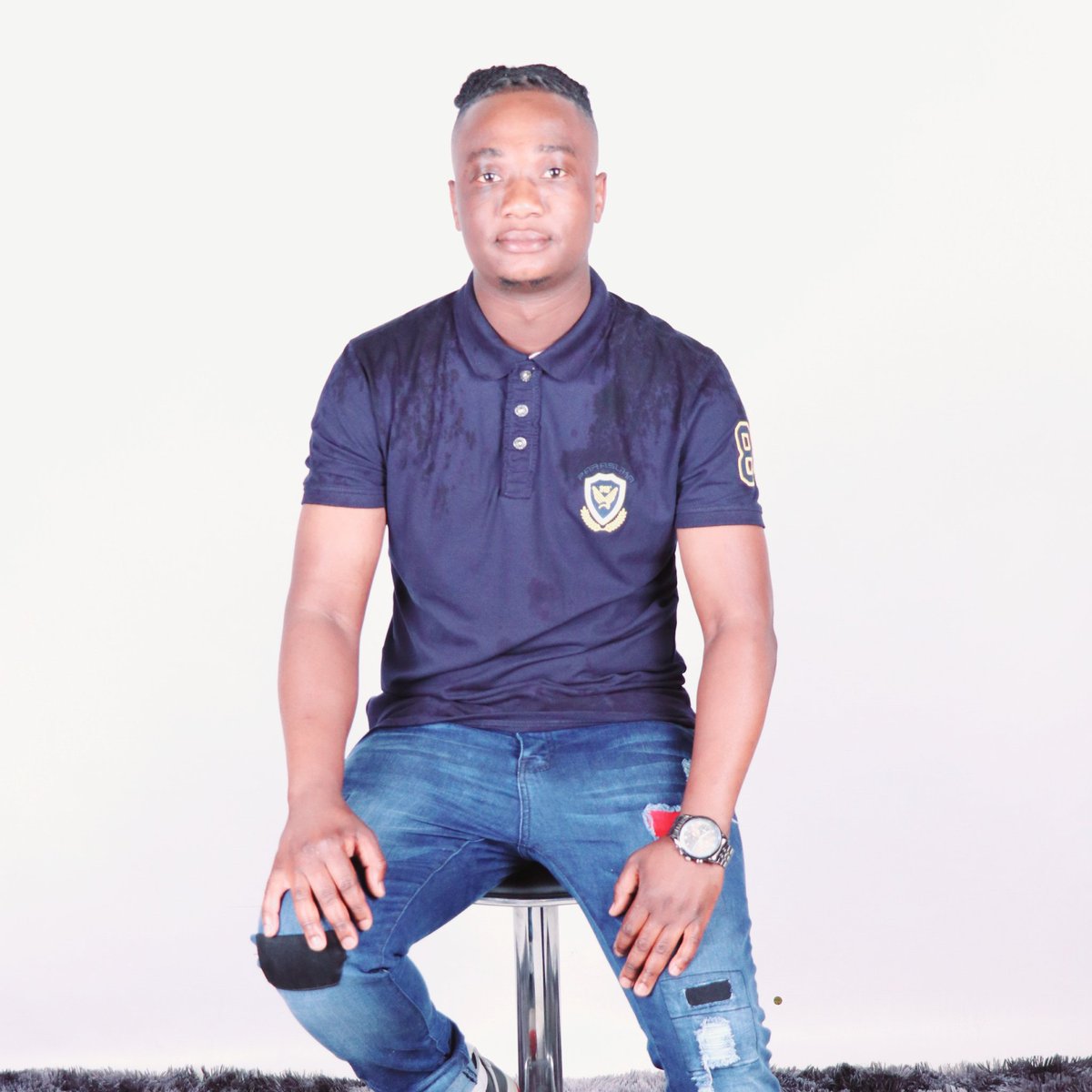 MatikiEnock's tweet photo. #NewProfilePic https://t.co/M9guuDeoL8