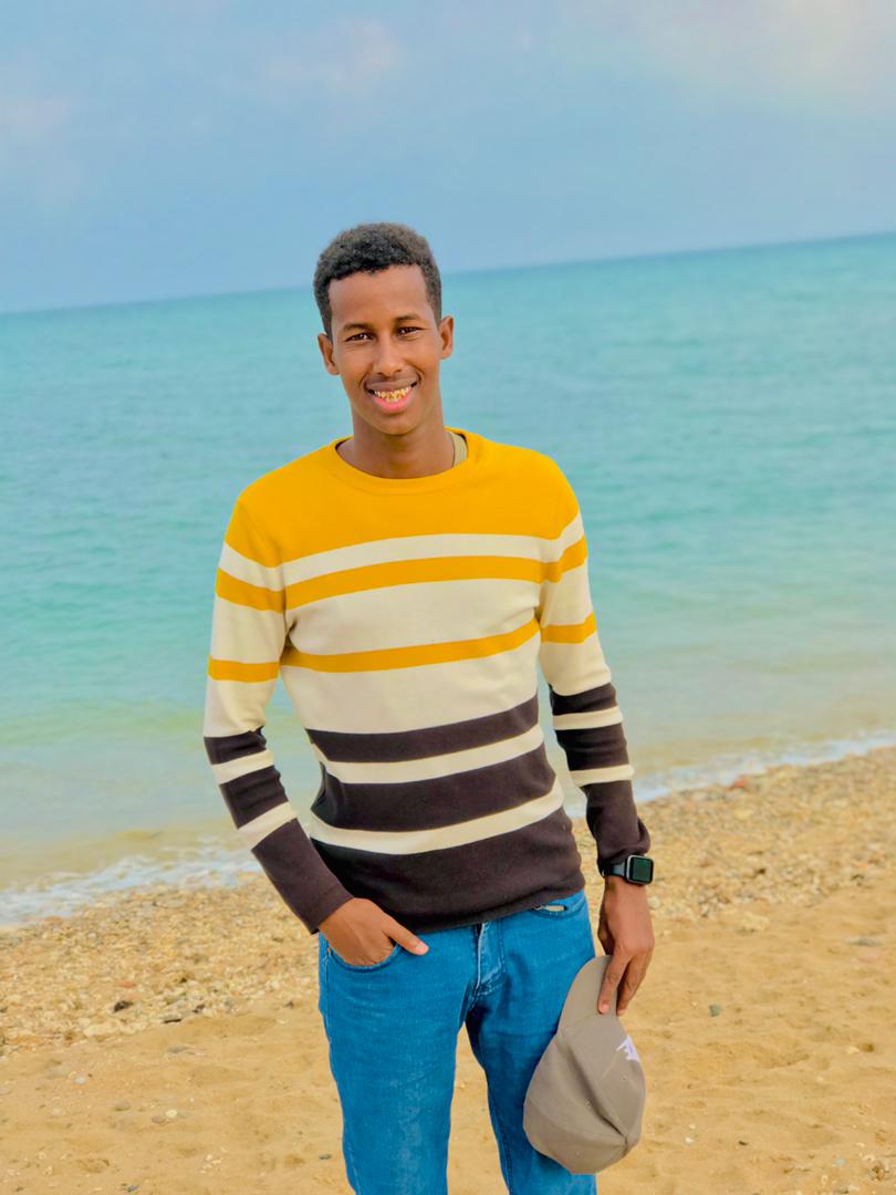AbdirahiimHas14's tweet photo. Magaalo xeebeedka shallcaw, sanaag ,somaliland. https://t.co/bZVaaGTgb7