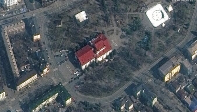 maxseddon's tweet photo. Awful news. Mariupol's city council says about 300 people who were hiding out in its theater – where CHILDREN was written outside in huge letters you could see from the air – died in a Russian airstrike last week.

https://t.co/QPGsQWgD8v https://t.co/qE0FFVblF2
