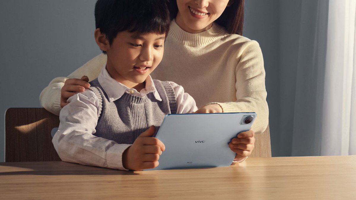 TechDocterz's tweet photo. Here is the Official First Look of Vivo Pad
2.5K 120Hz Display
Dolby Vision and Atmos Certified
Snapdragon 870
Single Front | Dual Rear Cameras
Origin OS
Four Speakers
Stylus Pen Support
Keyboard Support
#Vivo #vivoPad https://t.co/kYLXpLhKXz